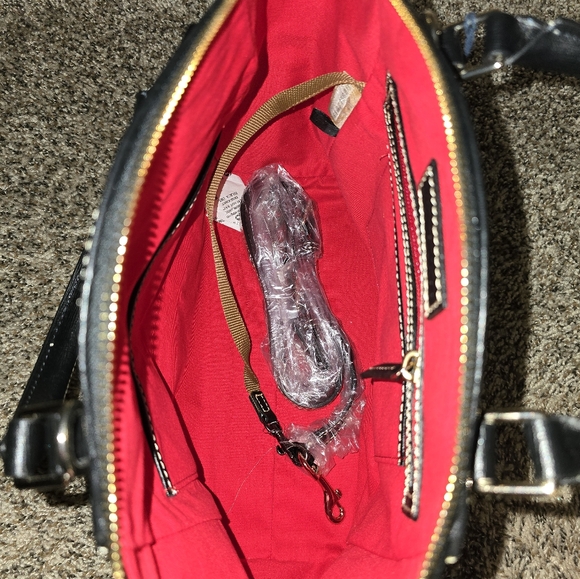 Dooney & Bourke Sydney Satchel - Picture 5 of 5